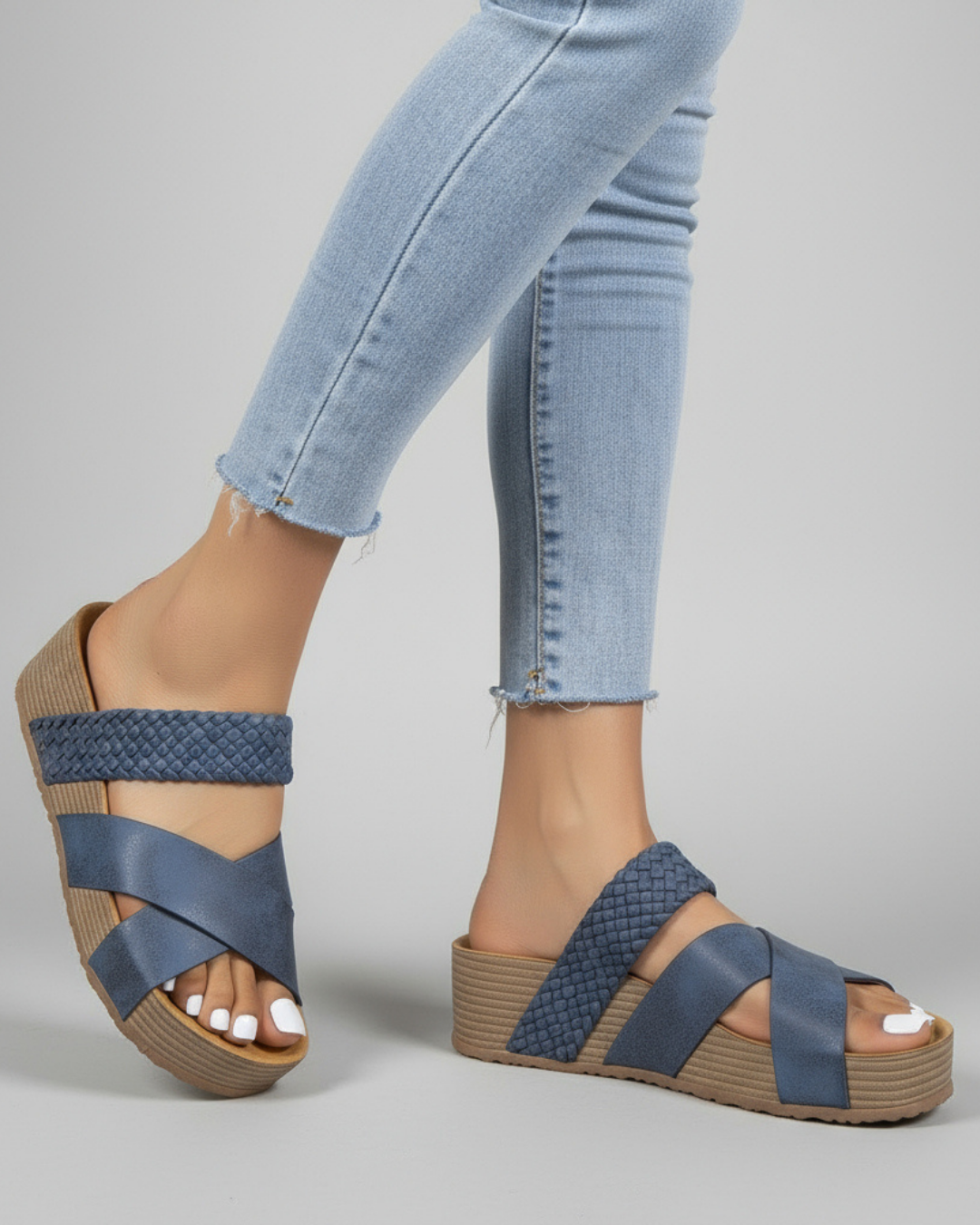 Nikki sandals